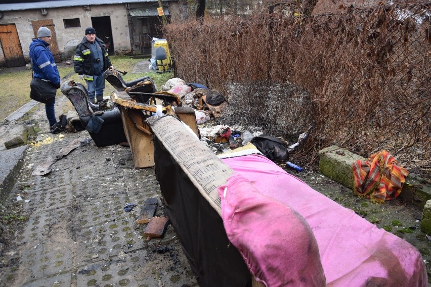 Śmiertelne ofiary pożaru w Łomży przy ulicy Dwornej 71