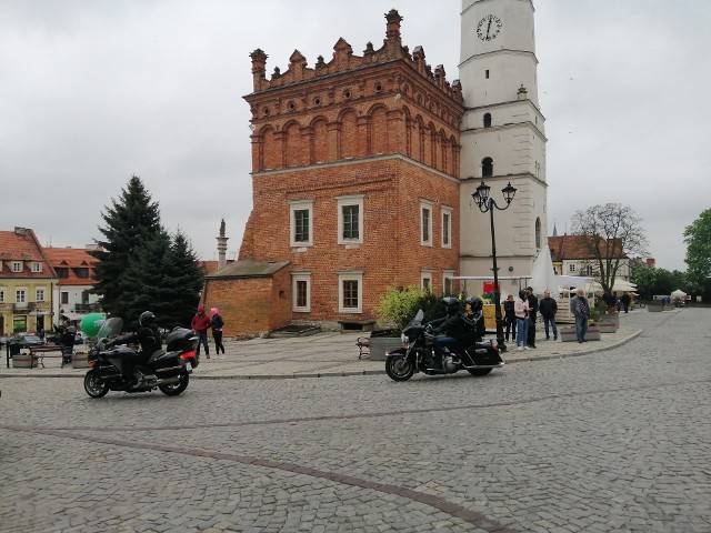 . Wydarzenie rozpoczęło się od parady motocyklowej ulicami miasta, którzy pojawili się między innymi na Rynku.