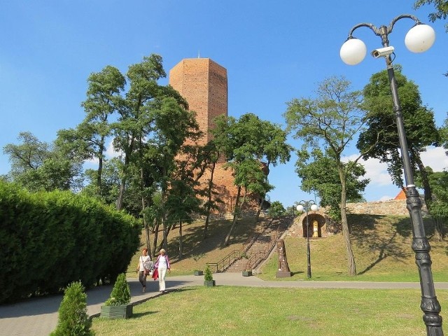 Mysia Wieża w Kruszwicy. To pod nią ma znajdować się czakram, który emituje dobroczynną energię