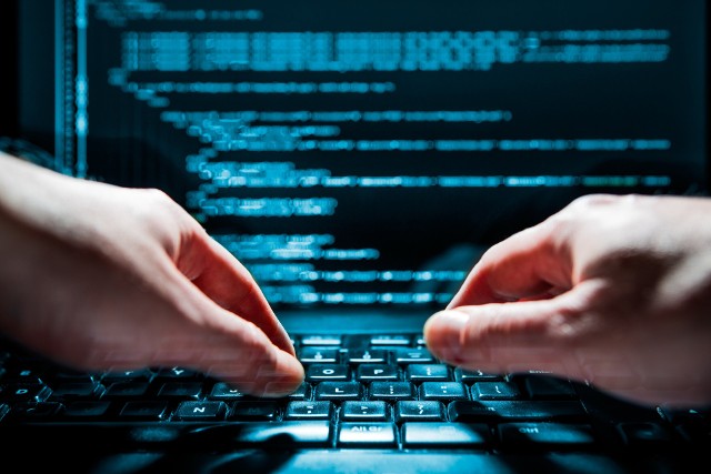 CSIRT KNF ostrzega przed nową kampanią cyberprzestępców.