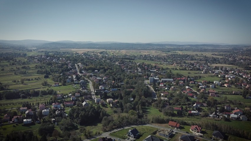 Suchodół to największa dzielnica Krosna. Została przyłączona do miasta 60 lat temu. Podniebne Krosno odc.9 - Suchodół