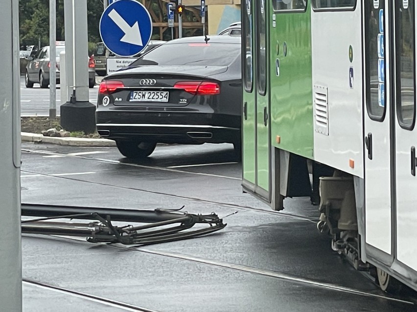 Tramwaj zablokował plac Żołnierza Polskiego