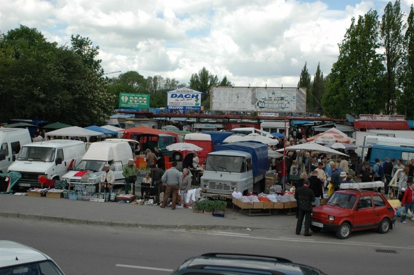 Czarny rynek, papierosy bez akcyzy, pirackie kasety i...