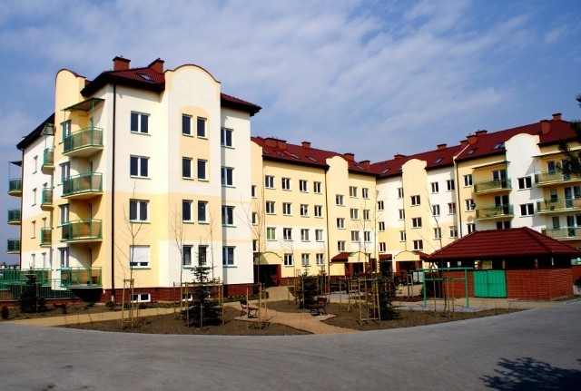 Mieszkania Przy Lesie w Lubiczu GórnymW 7-klatkowym budynku znajduje się 67 mieszkań jedno- i dwupoziomowych