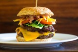Tu zjesz najlepszego burgera w Radomiu. TOP 15 lokali polecanych przez użytkowników Google - 16.11.2022
