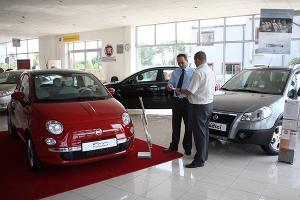 W lipcu w Pomorskiem najwięcej samochodów sprzedał Fiat.