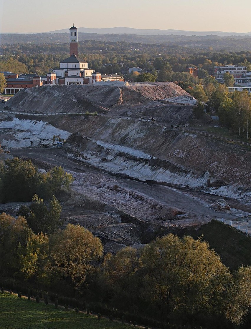 Kraków. Trasa Łagiewnicka. Gigantyczne hałdy znikną z Białych Mórz