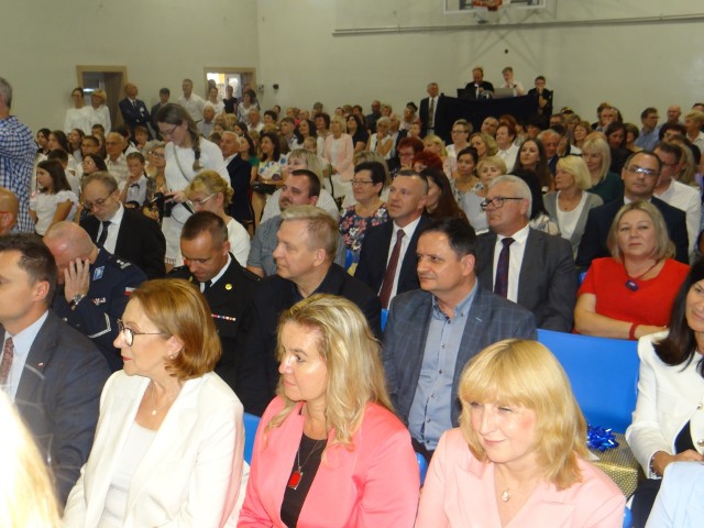 Publiczna Szkoła Podstawowa nr 9 w Radomsku świętuje jubileusz 60-lecia powstania