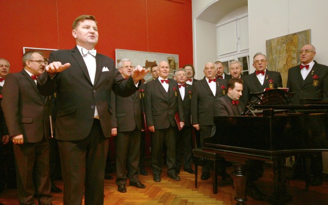 Przy pełnej widowni, w sali koncertowej grudziądzkiego muzeum chórzyści z "Echa" zaśpiewali kolędy oraz pastorałki.