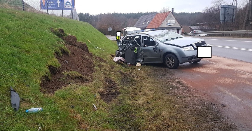 Pijany kierowca spowodował wypadek w Bydlinie