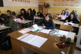 HiT w szkołach. Minister edukacji komentuje zamieszanie wokół słynnego podręcznika prof. Roszkowskiego