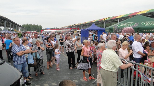 Na Targi Papryki 2015 do Przytyka przybyły tysiące ludzi.