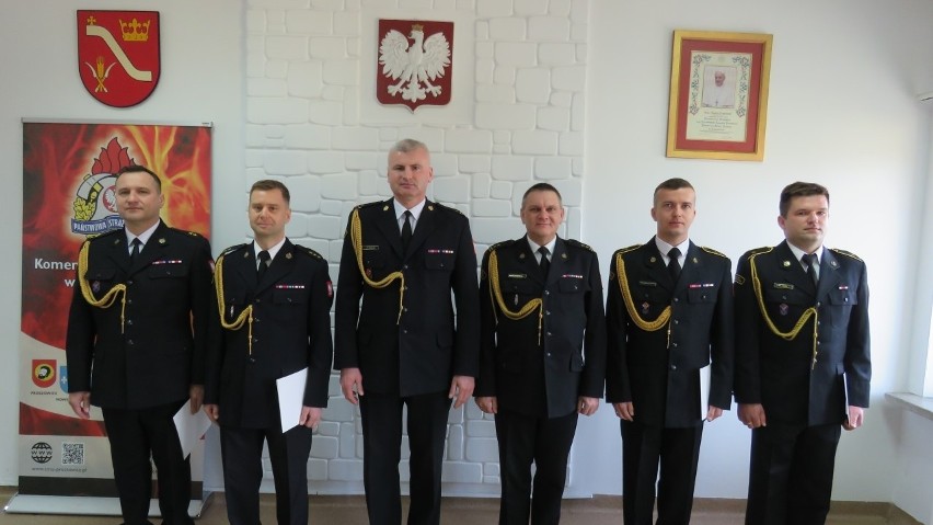Na zdjęciu od lewej nowy zastępca dowódcy JRG mł. kpt...
