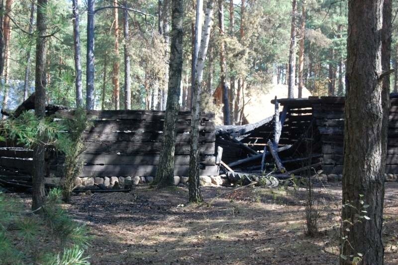 Całkowitemu spaleniu uległy dwie stodoły: z Tatar i z...
