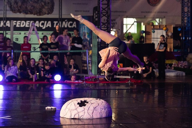 W łańcuckiej hali MOSiR wystąpiło blisko 1000 najlepszych tancerzy z całej Polski