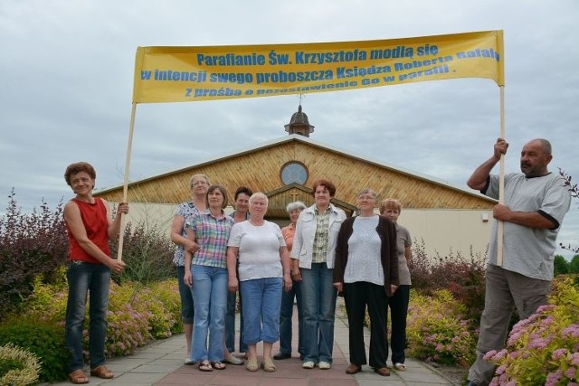 Parafianie zawiesili broń. Przyjmą nowego proboszcza