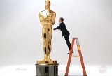 Oscary 2015 od kuchni. Jak powstaje słynna statuetka? Kiedy gala rozdania Oscarów? (FILM)