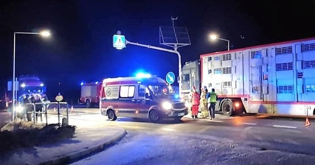 W Mucharzu, w ciągu DK 28, ciężarówka potrąciła kobietę