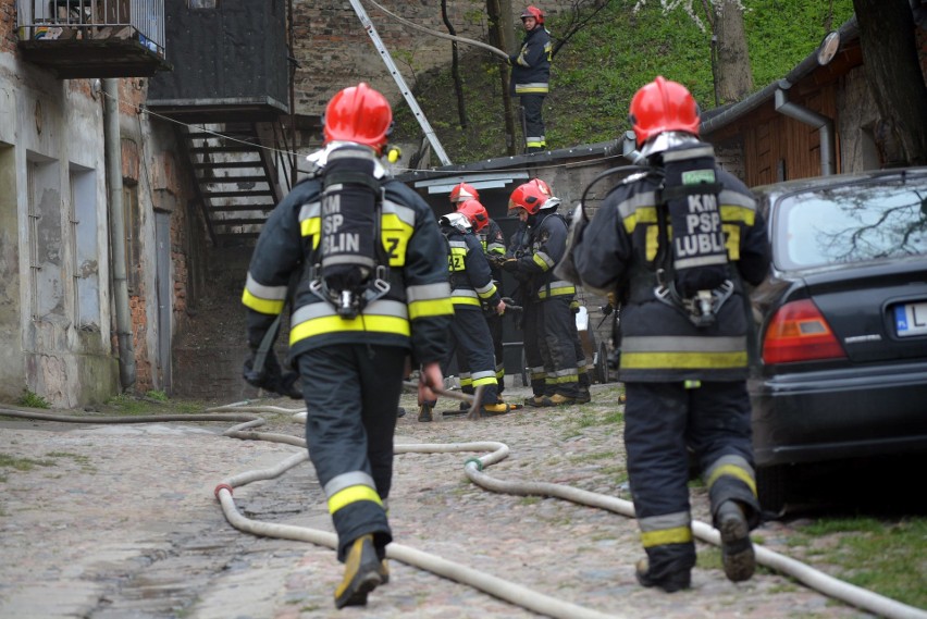 Pożar mieszkania w kamienicy przy ul. Lubartowskiej
