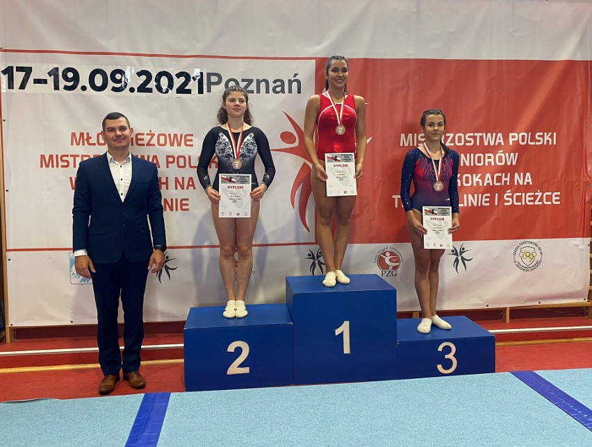 Bardzo dobry występ akrobatek Piramidy Kielce. Jest medal mistrzostw Polski juniorek w Poznaniu