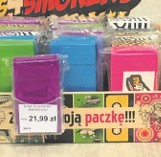 Etui na paczki papierosów. Zakrywają ostrzegawczy obrazek i dalej palą z rozkoszą