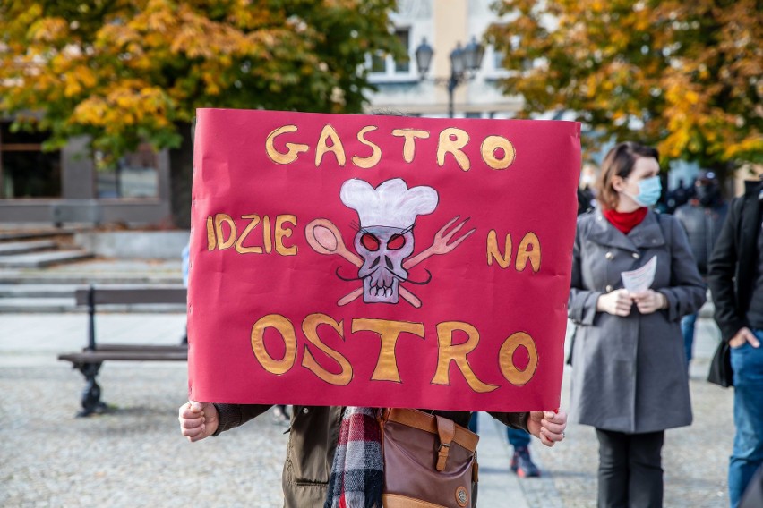 Restauracje w Podlaskiem czekają na odmrażania branży gastro. Rząd: otwieramy, ale stopniowo [zdjęcia]