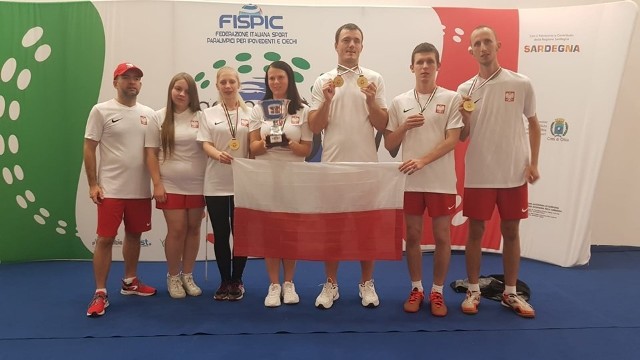 Polacy z medalami mistrzostw świata w showdown we włoskiej Olbii.