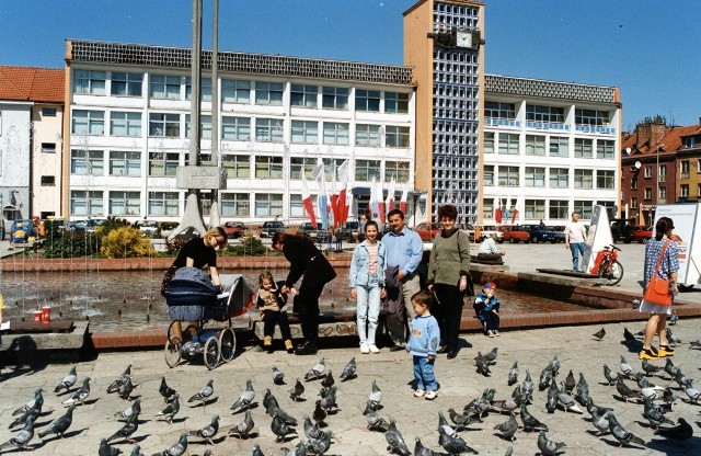 Jak wyglądał Koszalin w latach 2000-2005? Zobaczcie zdjęcia znanego koszalińskiego fotografa Krzysztofa Sokołowa.