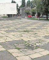 Nie poślizgamy się  na lodowisku w Pabianicach. Jedynym wyjściem jest wyprawa do Łodzi