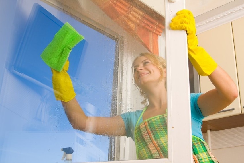 Okna powinno się myć minimum 2-3 razy w roku
