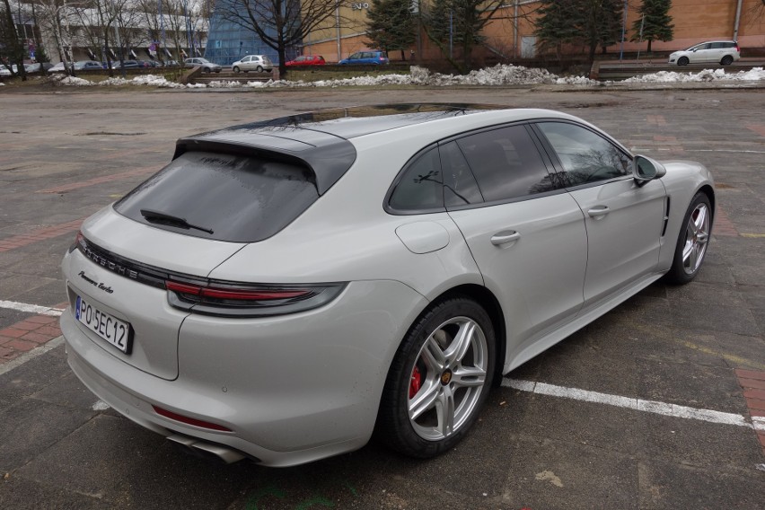 Porsche Panamera Sport Turismo...