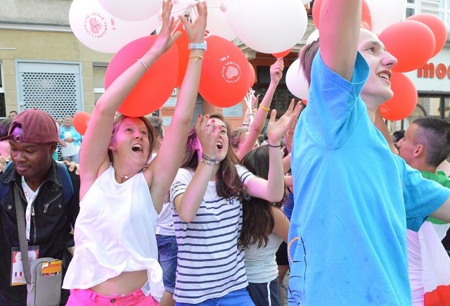 Rynek w Zielonej Górze, 21 lipca 2016 r.: koncert Gospel Rain, Natalii Niemen i Mate.O z okazji Światowych Dni Młodzieży 2016.