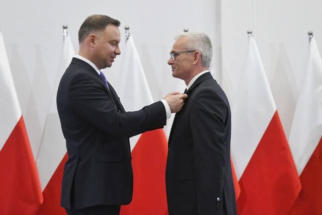 Prezydent Andrzej Duda wręczał Medale Stulecia Odzyskanej Niepodległości. Za zaangażowanie w obchody 100. rocznicy powstania