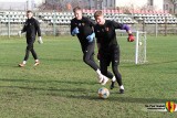Piłkarze Korony Kielce przygotowują się do meczu z Rakowem Częstochowa. W jakim składzie trenują? [ZDJĘCIA]