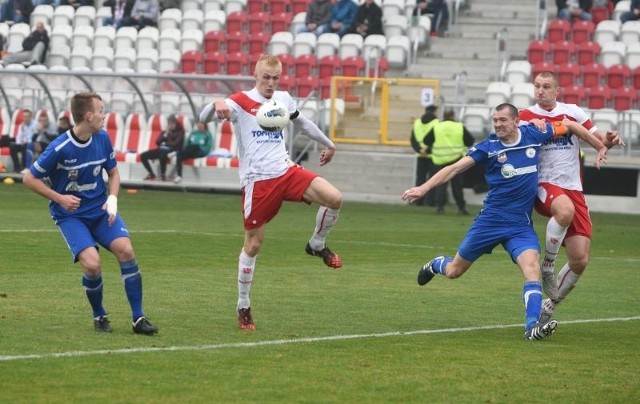 Aleksander Ślęzak i Marcin Zimoń zdobyli gole dla ŁKS w wygranym4:2 meczu z Nerem  Poddębice.