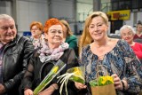 Women's Day in Będzin Arena.  Film music, a large dose of good humor and flowers for the ladies