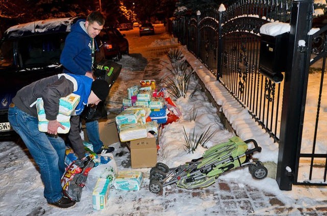 Kibice Motoru zebrali dary i pieniądze dla Domu Samotnej Matki