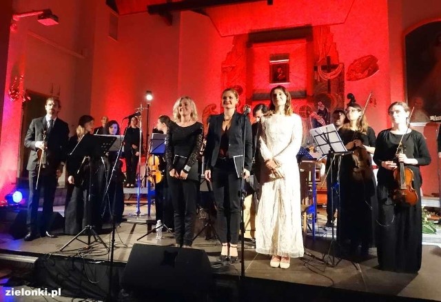 Orkiestra i chór „Capella di Ospedale della Pieta Venezia” podczas koncertu w Bibicach