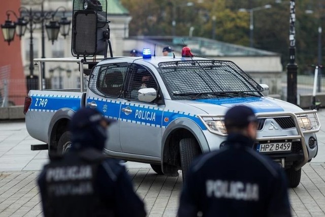 Decyzję w tej sprawie poznaliśmy dziś (17.12) na konferencji prasowej ministra zdrowia Adam Niedzielskiego. Sprawdźcie na jakie obostrzenia muszą się przygotować Polacy!WIĘCEJ NA KOLEJNYCH STRONACH>>>