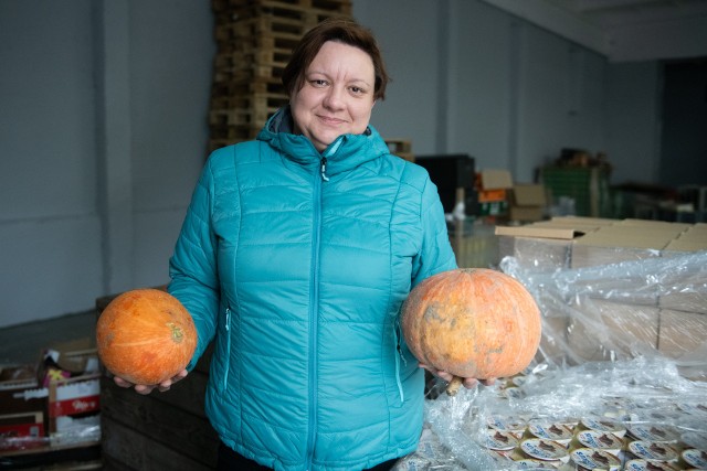 WBŻ działa działa od 1996 roku a przy ul. Borówki 6 w Kobilympolu od 2013 r. Katarzyna Bielawska pracuje tu już 25 lat, od samego powstania banku.