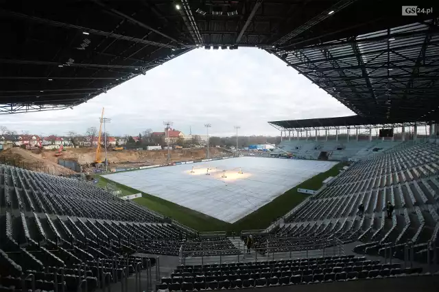 Obchód stadionu przy Twardowskiego w Szczecinie.