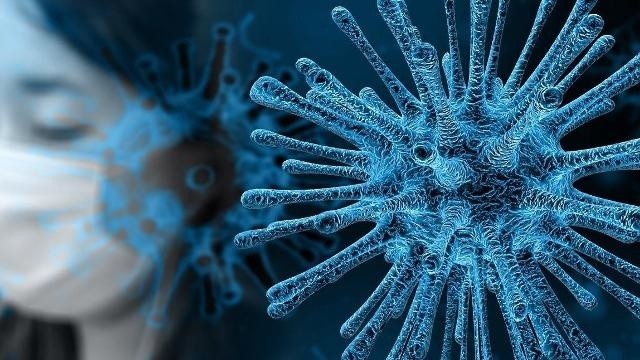 Od momentu wybuchu epidemii koronawirusa dociera do nas coraz więcej informacji na jego temat. Jak to zwykle w takich sytuacja bywa - część z nich jest wymyślona i nie ma nic wspólnego z faktami. W które mity na temat koronawirusa najczęściej wierzymy?