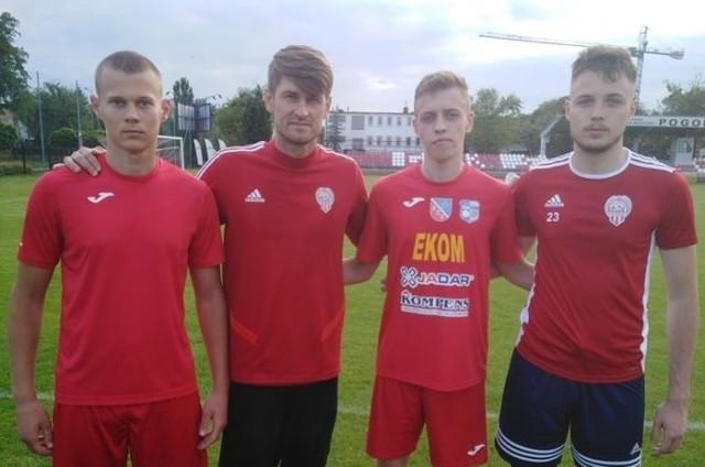 Igor Podsiadły, Oskar Jabłoński oraz Kamil Ostrowski przebywali na testach w Pogoni Grodzisk Mazowiecki.