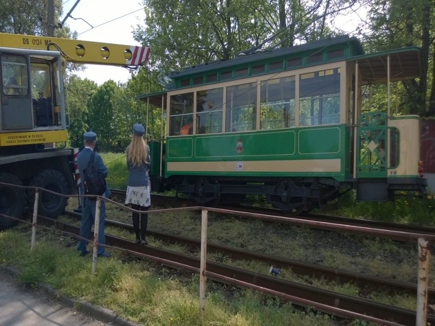 W Bydgoszczy na Babiej Wsi wykoleił się zabytkowy tramwaj