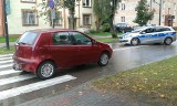 Wypadek w Bielsku Podlaskim. 81-latek potrącił kobietę z dzieckiem (zdjęcia)