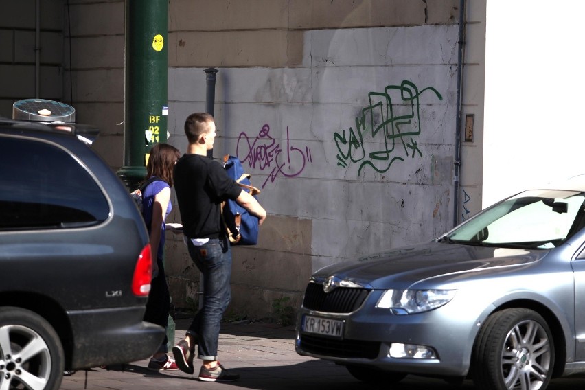 Kraków skazany na porażkę w walce z nielegalnym graffiti [ZDJĘCIA]