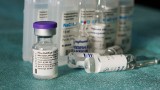 Antyszczepionkowcy rejestrują się i nie przychodzą do punktów szczepień. Prof. Flisiak: "To powinno być karane"  