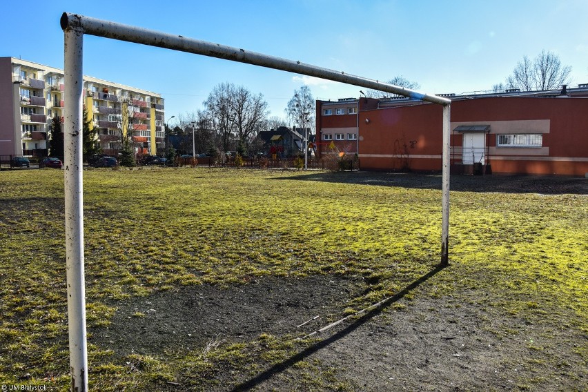 Dwa nowe boiska ze sztuczną nawierzchnią w Białymstoku już...