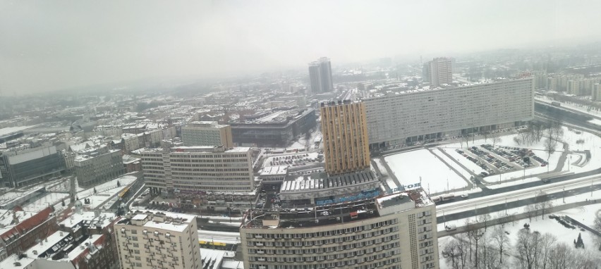 Widok na Katowice z 27. piętra Altusa