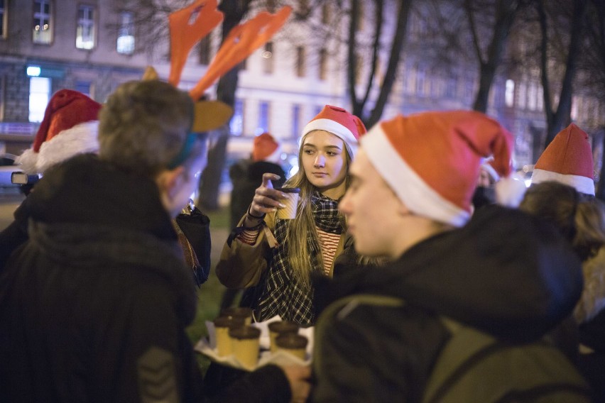 W piątek (21 grudnia) członkowie Młodzieżowej Rady Miasta...